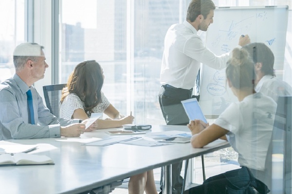 Műszaki támogatás