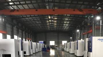 CNC szálas lézervágó jó minőségű és nagy raktárkészlettel a Hymson gyárban